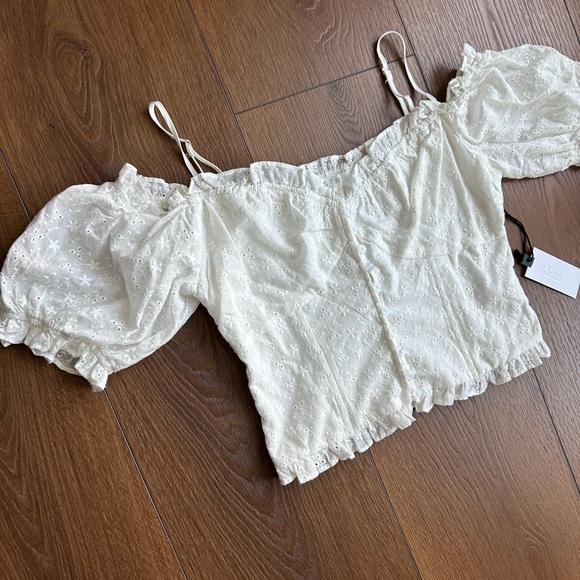 Astr Ivory Eyelet Off-Shoulder Blouse with puff sleeves - Picture 6 of 11